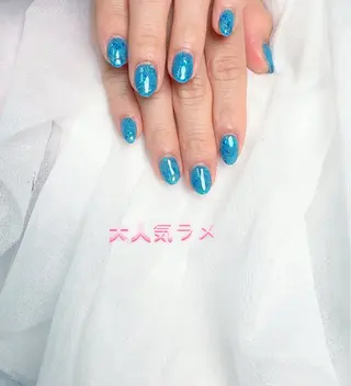 ネイル pink ladyサロン所属・べ にのネイルデザイン