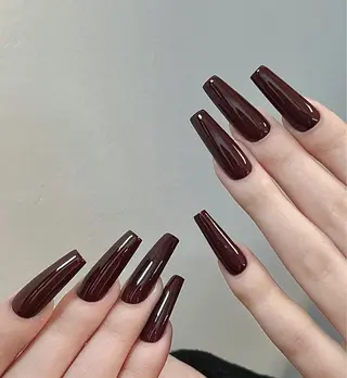 ネイル ishiro 🍂のネイルデザイン