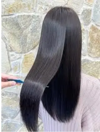 オーロ 中島のヘアスタイル