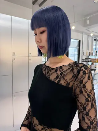 ショート カラー TATSUブリーチ/ ミルクティーベージュのヘアスタイル