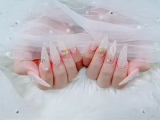 ネイル &ME Momoのネイルデザイン