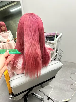 セミロング カラー ✨ブリーチ特化✨ 💚Acchon💚のヘアスタイル