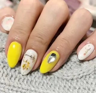 ネイル MHR nailのネイルデザイン