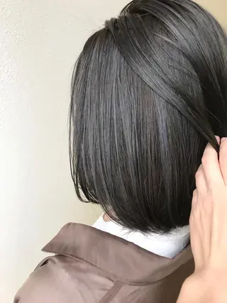 ミディアム カラー 沢田 瞳のヘアスタイル