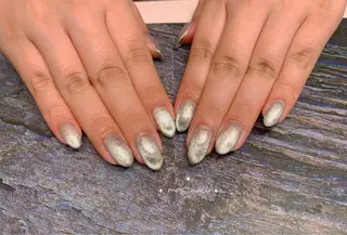 ネイル MOA NAIL所属・MoaNail🫶 Yoshiのネイルデザイン