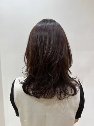 ミディアム M.SLASH AVEDA 自由が丘所属・🌱艶髪カラー🌱 Karinのヘアスタイル