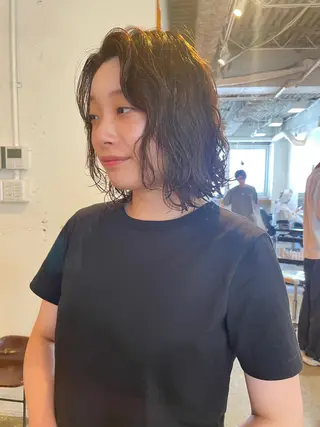 ミディアム カラー パーマ レイヤー／似合わせ TAKUYAのヘアスタイル