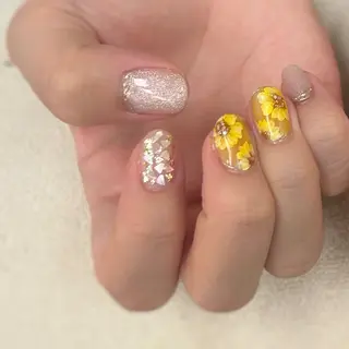 ネイル アトリエ　ミモザ所属・いまむら あかりのネイルデザイン
