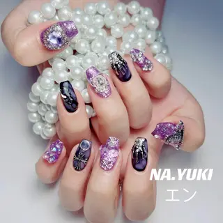 ネイル 🦋 Queenieのネイルデザイン