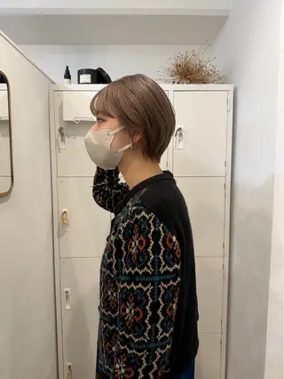 ショート 艶髪に✧ / 透明感 カラー / 冨成のヘアスタイル