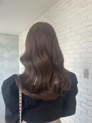 セミロング カラー 艶ハイトーン👑♡ NATSUKIのヘアスタイル