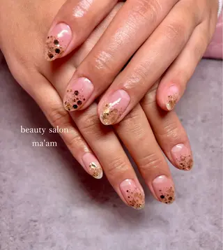 ネイル beauty salon ma'am所属・chihiro 小路ネイルのネイルデザイン