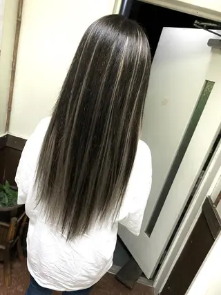 ロング カラー PSY(サイ)所属・PSY(サイ)池袋 金田尚久🎨のヘアスタイル