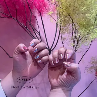 ネイル LIB VALLA haruka🎀🫧のネイルデザイン