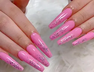 ネイル Brodia nailsのネイルデザイン