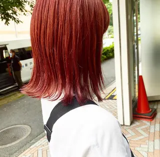 ミディアム カラー 滝本 里実のヘアスタイル