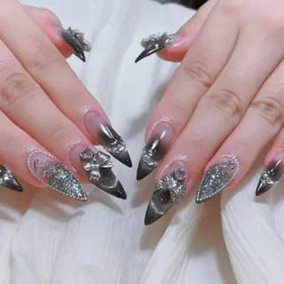 ネイル Saki 🍒のネイルデザイン