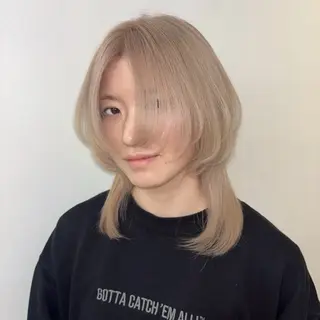 セミロング カラー Ren. 🦋デザインカラーのヘアスタイル