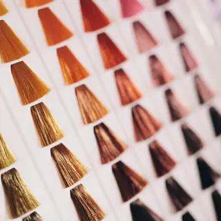 カラー 鳥山 涼花のヘアスタイル