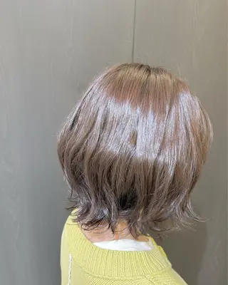 カラー SENA Rimのヘアスタイル