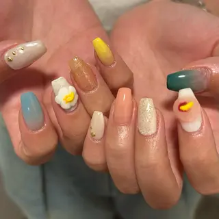 ネイル shine'an fuka🌿🫧のネイルデザイン