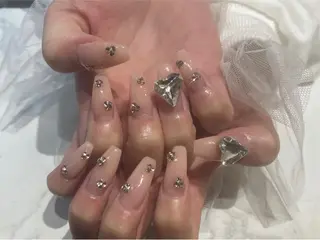 ネイル 【やり放題専門店】 スカルプ＆長さ出しのネイルデザイン