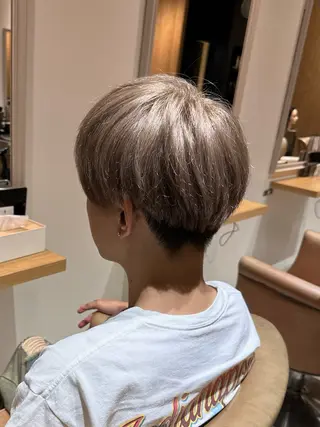 カラー メンズ NANA / 艶カラー/縮毛矯正のヘアスタイル