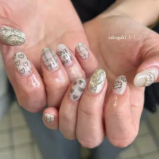 ネイル scré as Ételのネイルデザイン