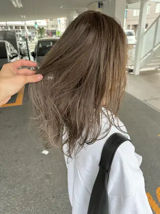 セミロング amie所属・amie三宮 NAKANOのヘアスタイル