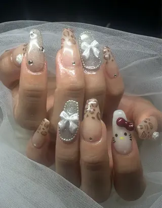 ネイル Rave所属・touma Rinaのネイルデザイン