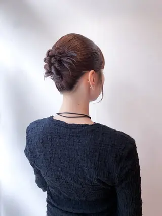 ミディアム THE DOTS【ザ ドッツ】所属・C H I H A R Uのヘアスタイル