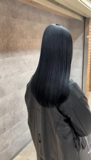 セミロング アンダーバーホワイト 堺東店のヘアスタイル