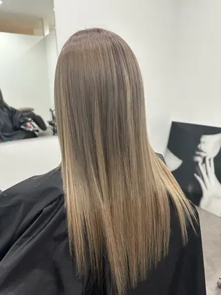 ロング H/Reinigen所属・H/Reinigen レイニゲンの眉毛・アイブロウイメージ