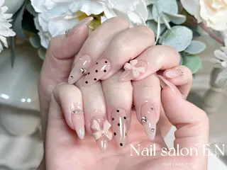 ネイル E.N🦋 長さ出し/持ち込みのネイルデザイン