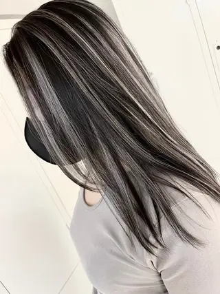 セミロング grow恵比寿【グロウ】髪質改善/ハイライト/ブリーチ/レイヤーカット所属・奥野 貴史　代表　レイヤーのヘアスタイル