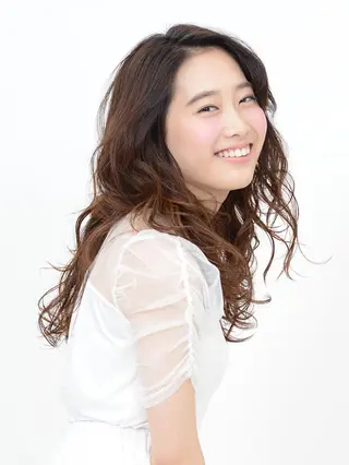 ロング カラー パーマ 倉橋 俊輔のヘアスタイル