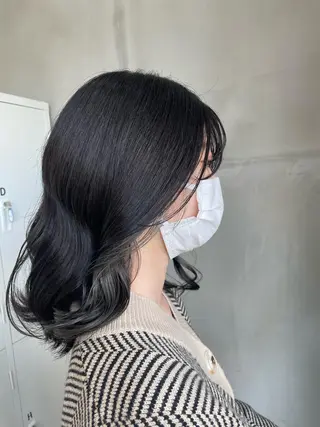 カラー 益 佑夏のヘアスタイル