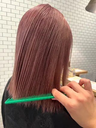 ミディアム カラー Yahiko ハイトーンのヘアスタイル