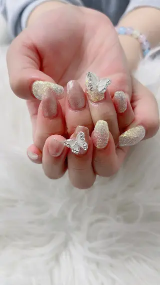 ネイル 菲菲ネイルサロン所属・FF フィフィネイルサロンのネイルデザイン