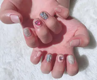 ネイル NEO Beauty Salon所属・𝐍𝐄𝐎 𝐉𝐔𝐑𝐈のネイルデザイン