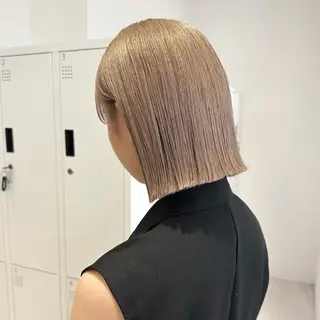 ミディアム カラー nana / Veluaのヘアスタイル