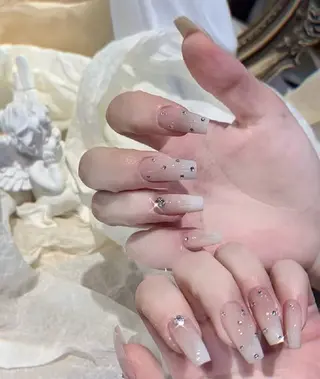 ネイル Oomiya 服部のネイルデザイン