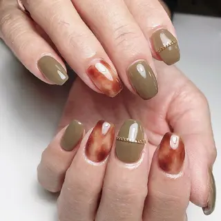 ミディアム ネイル ☺︎山部 志麻☺︎のネイルデザイン