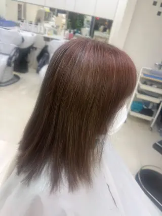 ミディアム タカハシ リナのヘアスタイル