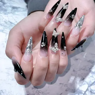 ネイル Queens みなみのネイルデザイン