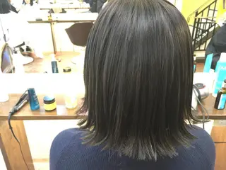 ミディアム カラー Lagom なかだのヘアスタイル