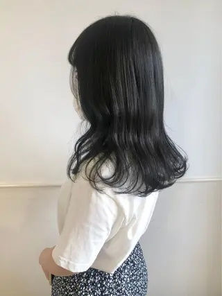 セミロング カラー GOODDAY ヘアサロンのヘアスタイル