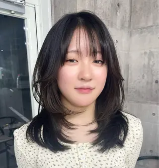 ミディアム 錦 茉李 @lm.mari03のヘアスタイル