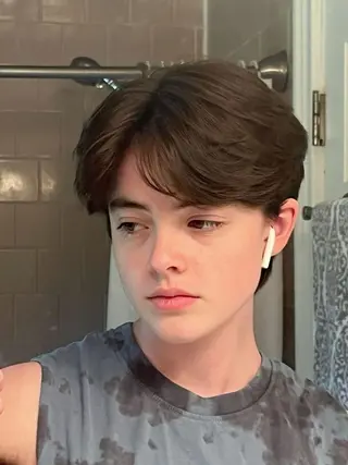 ショート メンズ 吉田一輝 外国人パーマのヘアスタイル