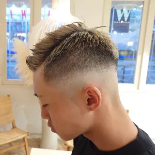 ショート 根本 智晴のヘアスタイル